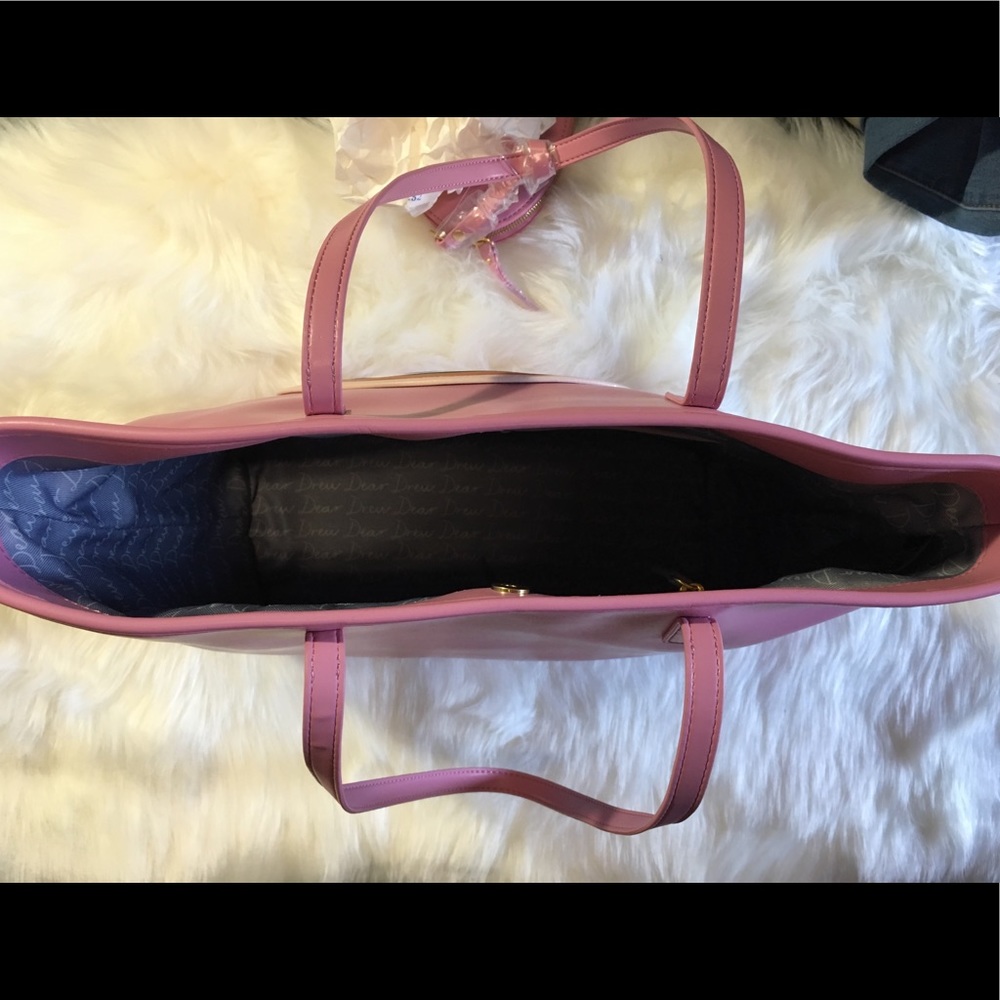 Handbag - Picture 2 of 3